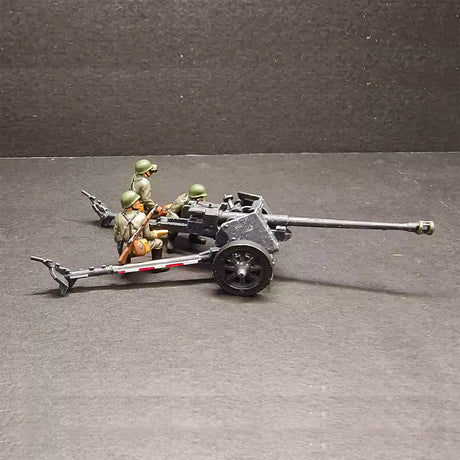 1/72 WWII German Pak - 40 Anti - Tank Cannon Model with Soldiers and Base - LesDiyLesDiy