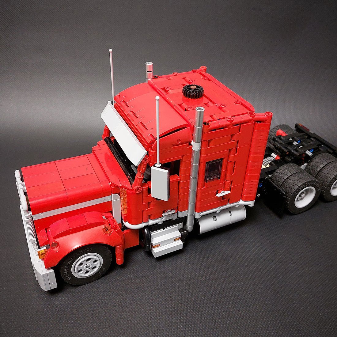 MOC - 100795 Technologie American Heavy Duty Truck Klemmbausteine - LesDiy - Klemmbausteine