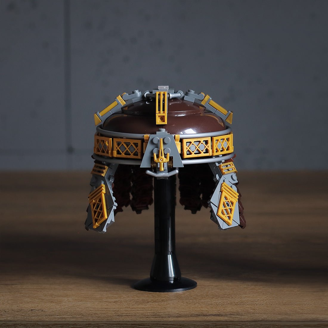 MOC - 140506 Gimli's Helmet klemmbausteine - LesDiyLesDiy