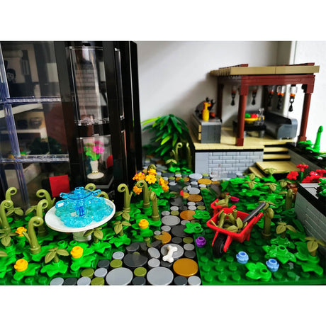 MOC - 151755 The Glass House - LesDiyLesDiy