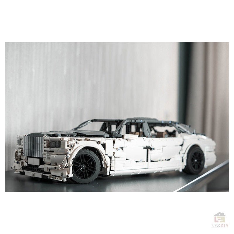 MOC - 74084 Rolls - Royce Phantom VIII EWB - LesDiyLesDiy