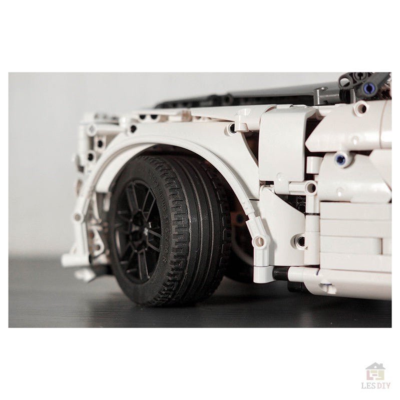 MOC - 74084 Rolls - Royce Phantom VIII EWB - LesDiyLesDiy